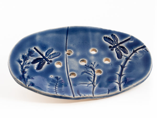 Seifenschale aus Keramik Libelle Grundfarbe blau
